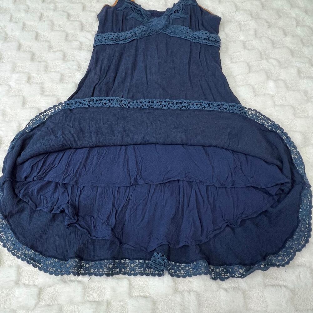 Miss Me Mini Dress L Blue Crochet Lace Empire Waist Flowy Spaghetti Strap - Picture 11 of 12